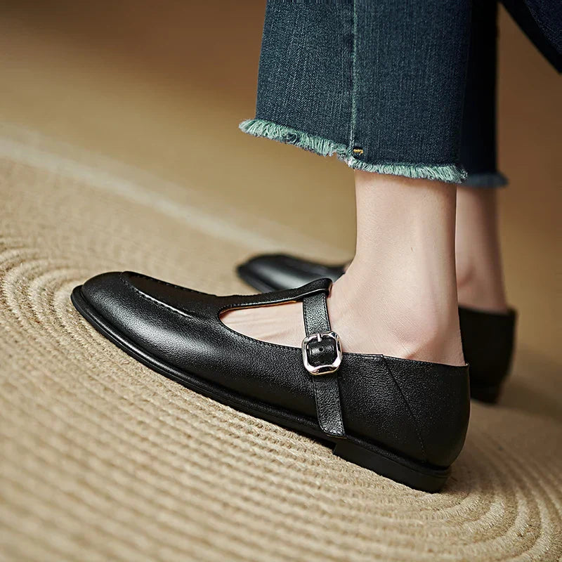 Selvana | Low Heeled Pumps